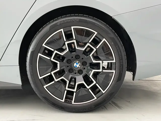 BMW 4 Series — Фото автомобиля 10