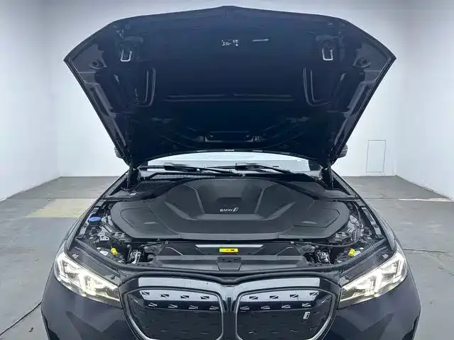 BMW i3 — Фото автомобиля 16