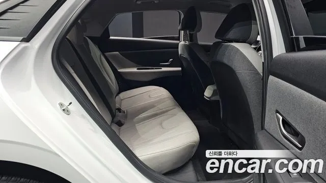 Hyundai Avante — Фото автомобиля 17