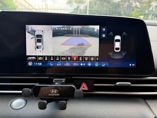 Hyundai Elantra — Фото автомобиля 22