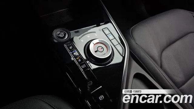 Kia Niro Niro (New) — Фото автомобиля 12