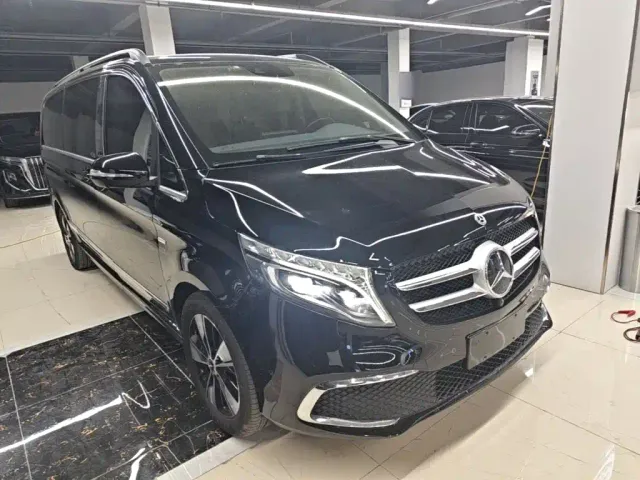 Mercedes-Benz V-Class — Фото автомобиля 3