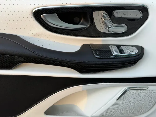 Mercedes-Benz V-Class — Фото автомобиля 19
