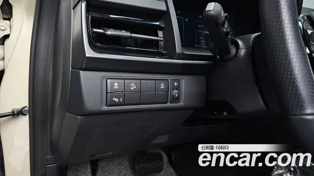 KG_Mobility_Ssangyong Musso Musso (Q300) Дизель 2.2 4WD — Фото автомобиля 14