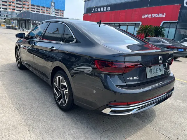 Volkswagen Sagitar — Фото автомобиля 13