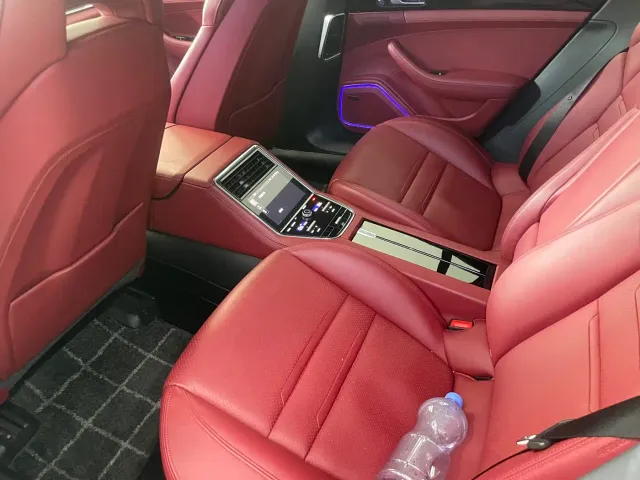 Porsche Panamera — Фото автомобиля 14