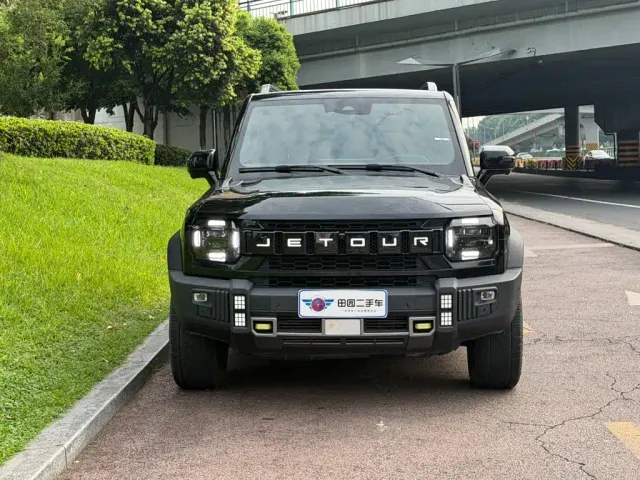Jetour T2 — Фото автомобиля 2