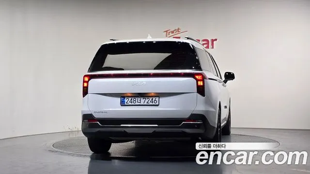 Kia Carnival 4th Gen — Фото автомобиля 4