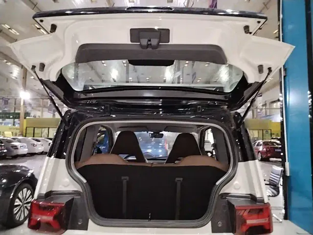 Wuling Hongguang Mini EV — Фото автомобиля 18