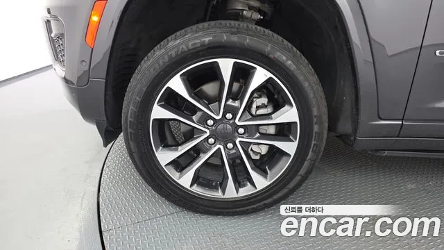 Jeep Cherokee Grand Cherokee(WL) L 3.6 Overland — Фото автомобиля 5