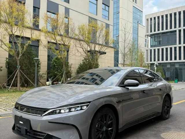 Фотография автомобиля — BYD Han