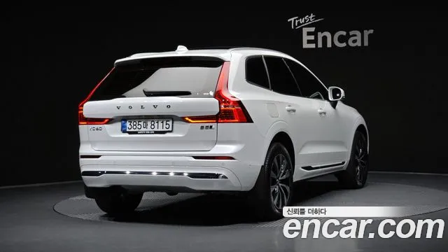 Volvo XC60 2nd Gen — Фото автомобиля 2