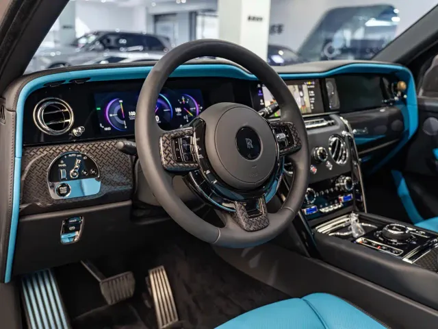 Rolls-Royce Cullinan — Фото автомобиля 4