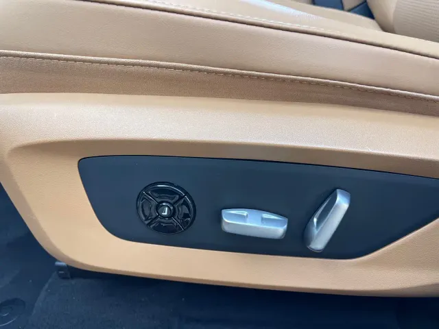 Li Auto ONE — Фото автомобиля 15