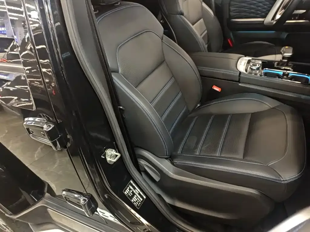 BAIC ORV Beijing Offroad BJ40 2024 2.0T Urban Hunter Glory Edition — Фото автомобиля 24