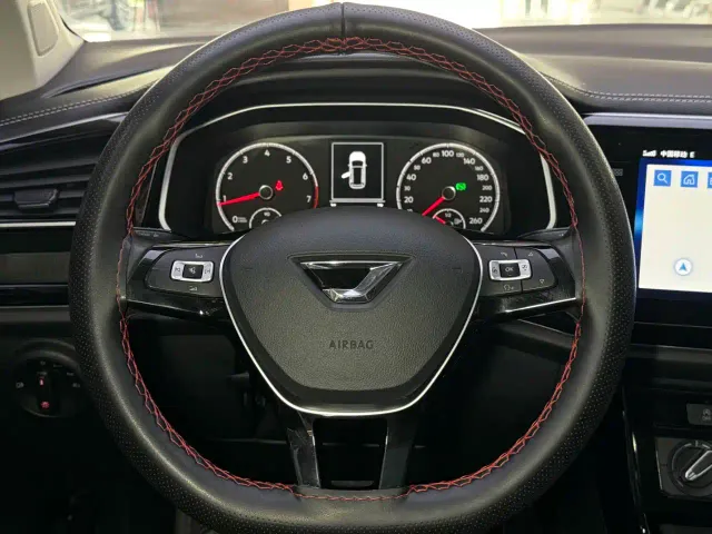 Jetta VS7 — Фото автомобиля 5