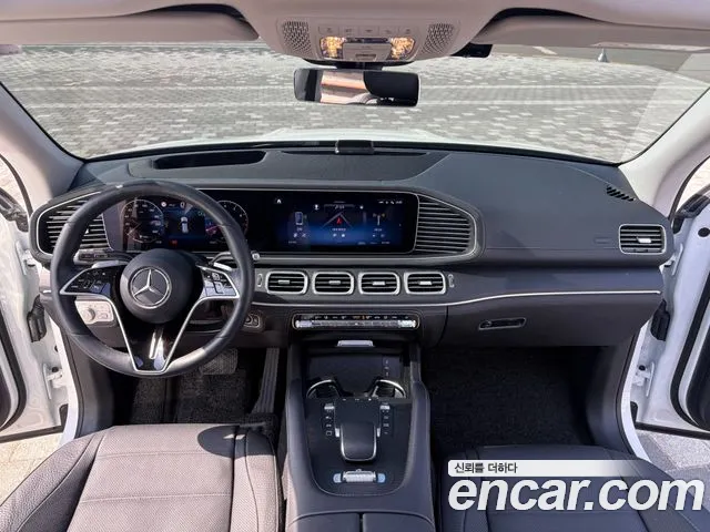 Mercedes-Benz GLE-Class — Фото автомобиля 12