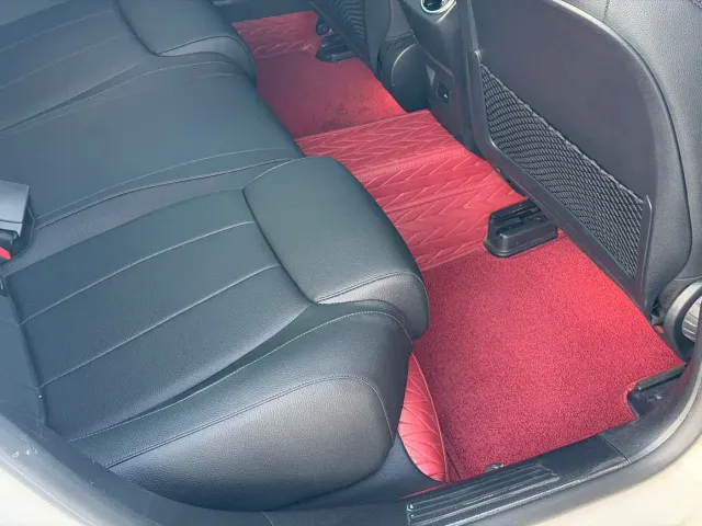 Mercedes-Benz A-Class — Фото автомобиля 14