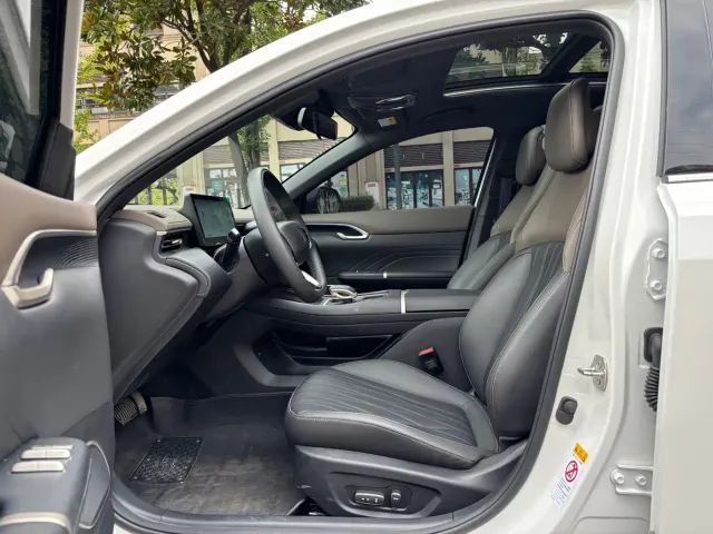 Changan Eado — Фото автомобиля 7