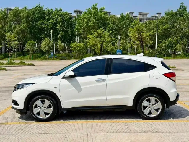 Honda Vezel — Фото автомобиля 7