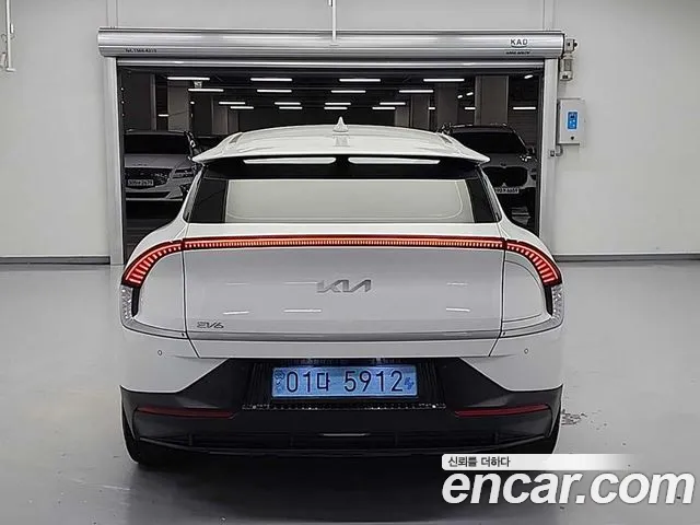 Kia EV6 Long Range — Фото автомобиля 3