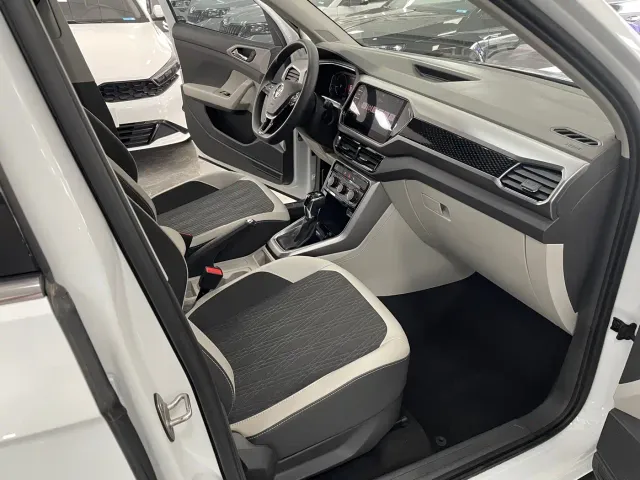 Volkswagen T-Cross — Фото автомобиля 7