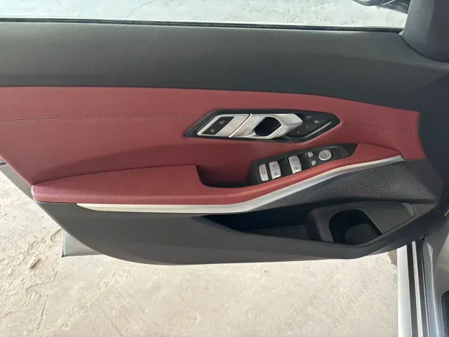 BMW 3 Series — Фото автомобиля 7
