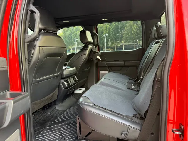Ford F-150 Raptor — Фото автомобиля 5