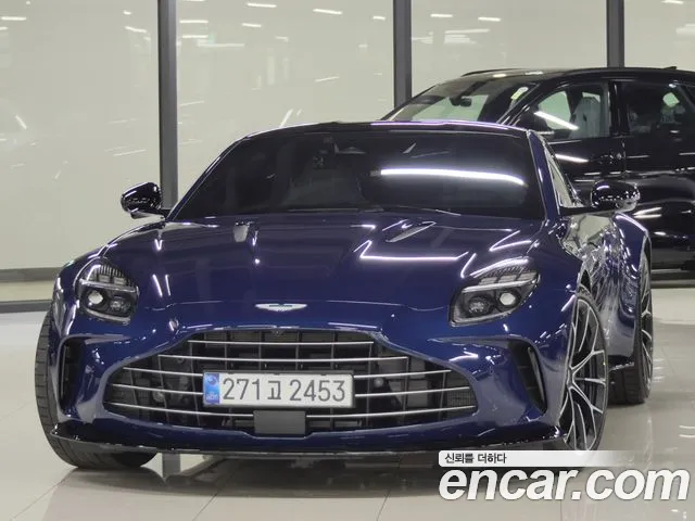 Фотография автомобиля — Astonmartin Vantage