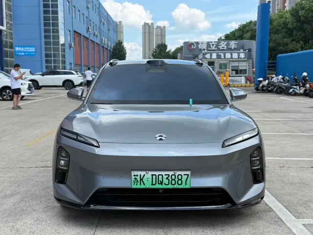 Nio ET5 Touring — Фото автомобиля 2