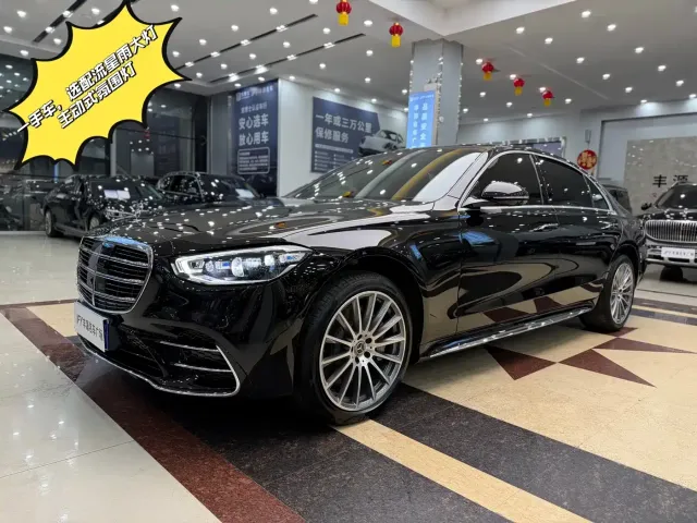 Фотография автомобиля — Mercedes-Benz S-Class
