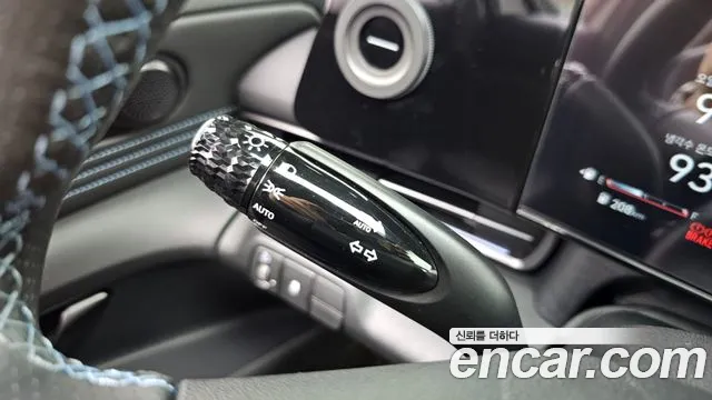 Hyundai AVANTE — Фото автомобиля 28