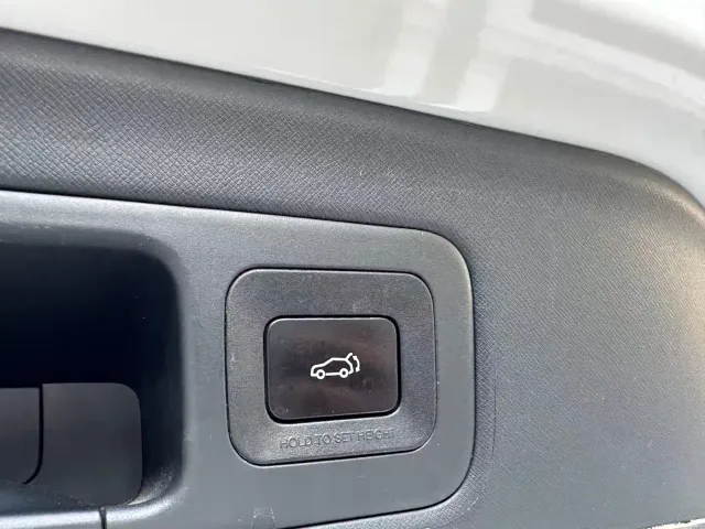 GAC Trumpchi E9 — Фото автомобиля 15