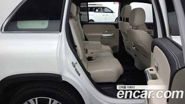 Mercedes-Benz GLB-Class X247 — Фото автомобиля 12