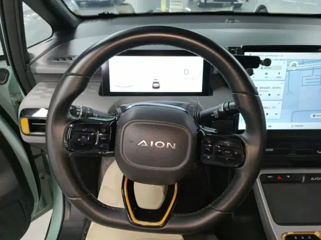 GAC Aion Y — Фото автомобиля 2