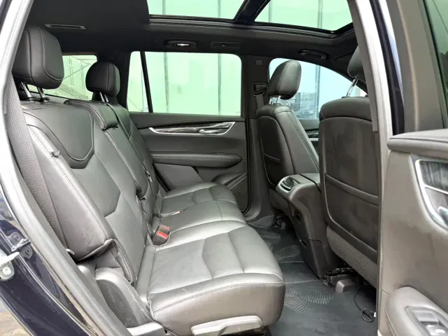 Cadillac XT6 — Фото автомобиля 11