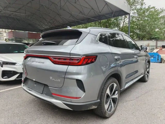 BYD Song PLUS — Фото автомобиля 6