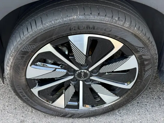 BYD Song PLUS — Фото автомобиля 3