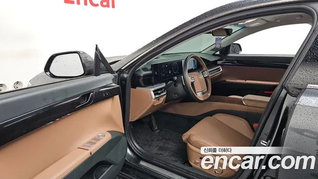 Hyundai Grandeur Grandeur (GN7) 2.5 Бензин 2WD — Фото автомобиля 10