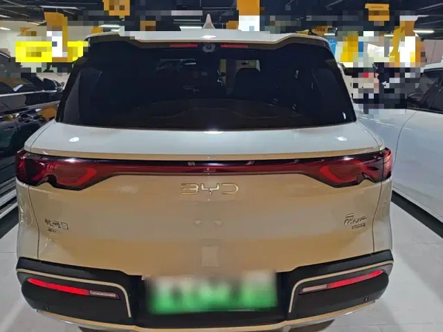 BYD Yuan UP — Фото автомобиля 5