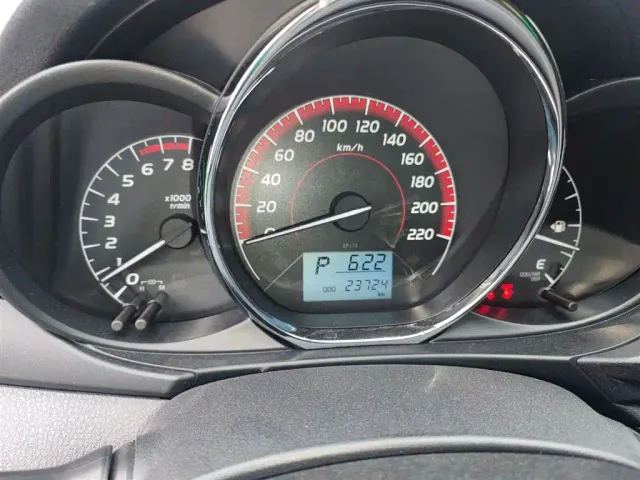 Toyota Vios FS — Фото автомобиля 11