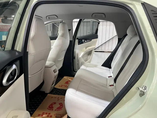 Geely Starry Wish — Фото автомобиля 6