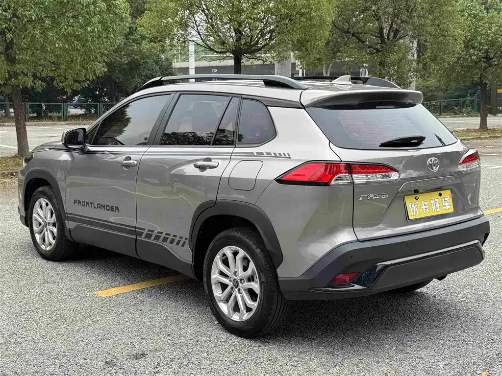 Toyota Frontlander 2024 2.0L CVT Elite Plus Edition — Фото автомобиля 7