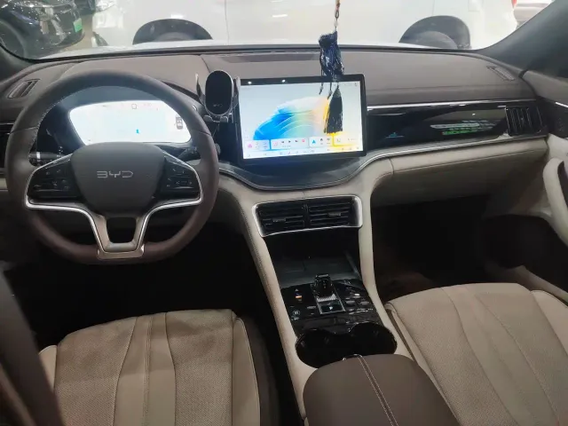 BYD Song PLUS — Фото автомобиля 5