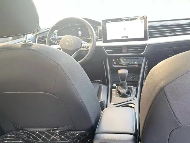 Volkswagen Tiguan L — Фото автомобиля 5