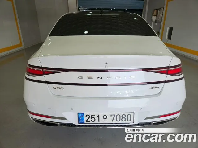 Genesis G90 RS4 — Фото автомобиля 5