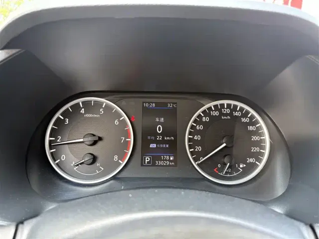 Nissan Sylphy — Фото автомобиля 4