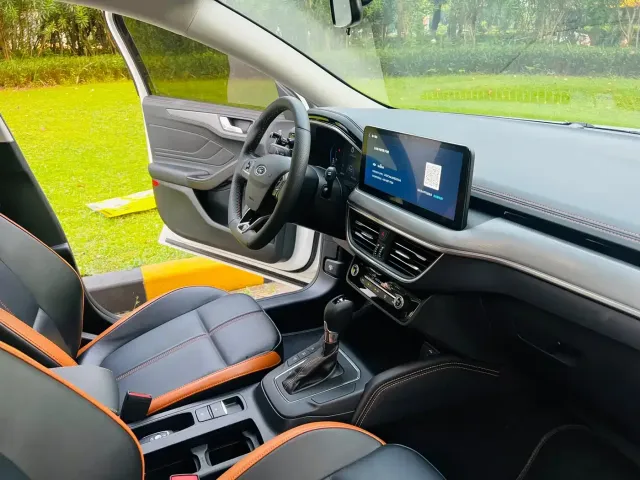 Ford Focus — Фото автомобиля 12
