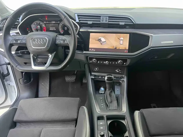 Audi Q3 — Фото автомобиля 9