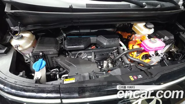 Hyundai Staria — Фото автомобиля 9